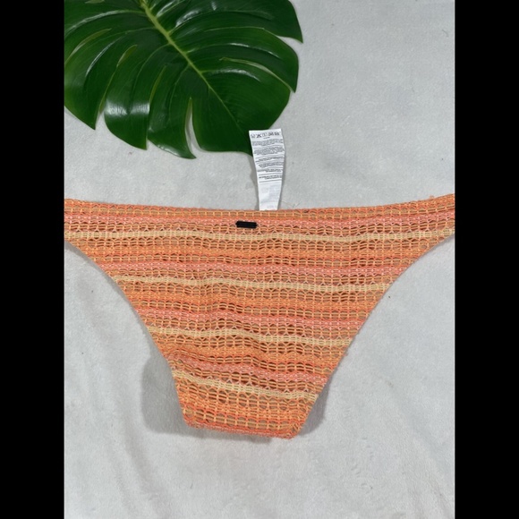 NEW Volcom Wildly Bare Crochet Bikini Bottom in Sparkler Orange‎ [ Medium ] - Picture 9 of 12